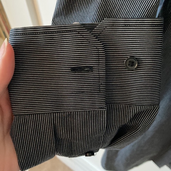 Calibrate Trim Fit Button up - size 15 1/2 34-35 - Picture 6 of 6